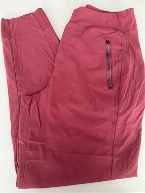 Athleta trekkie jogger size 6
